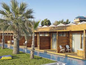 Risus Beach Hotel