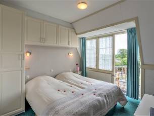 Tweepersoons kamer douche/toilet met balkon