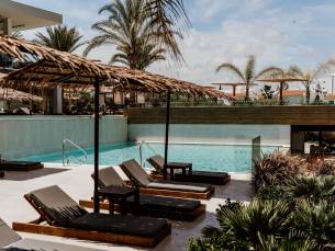 Cavo Zoe Seaside Hotel