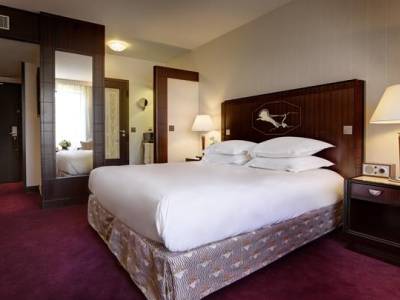 The Hotel du Collectionneur Arc de Triomphe Paris