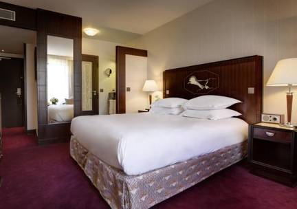 The Hotel du Collectionneur Arc de Triomphe Paris