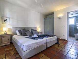 Fly & Go Candia Park Village