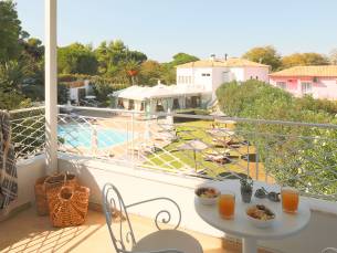 Hotel Mandraki Village