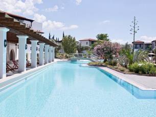 Zeus Eretria Resort