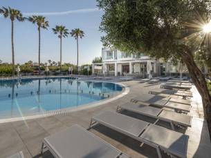 Apollon Windmill Hotel