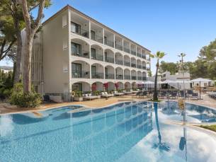 Valentin Somni Hotel & Suites