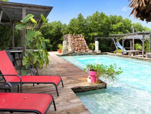 Red Palm Village