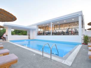 Evita Mare Hotel