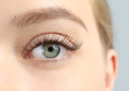 Koreaanse wimperlift of epileren met touw