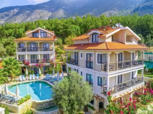 Perdikia Hill Family Resort