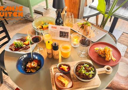 4-gangen keuzediner aan het Markermeer bij Strandpaviljoen Oranje Buiten