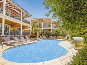 Charming Residence Dom Manuel I