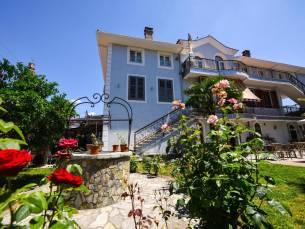 8 daagse vliegvakantie naar Rose Garden in shkoder, albanie