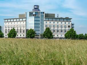 Globana Airport Hotel
