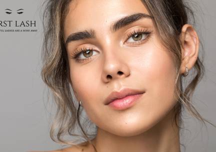 Wenkbrauw- of wimperbehandeling naar keuze