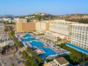Amada Colossos Resort