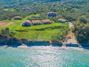 Kavos Psarou Studios & Appartementen