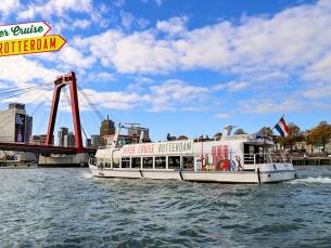 Rondvaart met gids naar keuze door Rotterdam