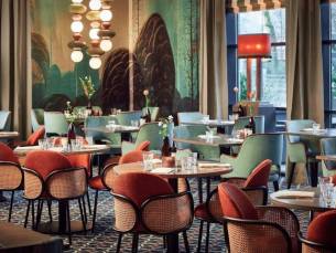 VAN DER VALK 4*-TOPPER! ⚡ Luxe & recentelijk vernieuwd 4*-Van der Valk hotel centraal gelegen in Amersfoort + GRATIS parkeren!