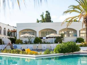 Hotel Niriides