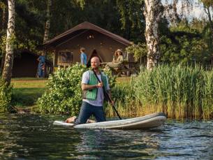 FLASHDEAL! ⚡ Verblijf in een Safaritent, Cabin of Jungalow op Lake Resort Beekse Bergen inclusief onbeperkt toegang tot Safaripark & Speelland Beekse Bergen