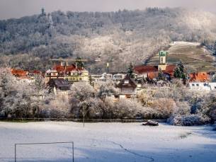 Verblijf in de prachtige natuur van het Zwarte Woud incl. ontbijt, 3-gangendiner, een Schwarzwälder Kirschtorte + konus card voor kortingen!