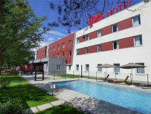 Ibis Saint-Genis-Pouilly