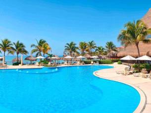 Catalonia Yucatan Beach