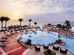 Renaissance Golden View Beach