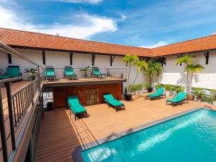 Pinnacle Lumpinee Park Hotelk