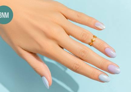 Nagelbehandeling naar keuze (50 of 60 min)