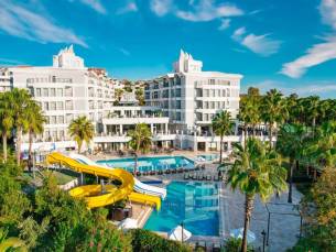 Royal Atlantis Beach Hotel