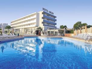 8 daagse vliegvakantie naar Argos in playa de talamanca, spanje