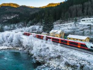 Vlieg-rondreis Winterbelevenis Noorwegen per trein
