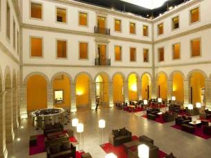 Pousada Viseu - Historic Hotel