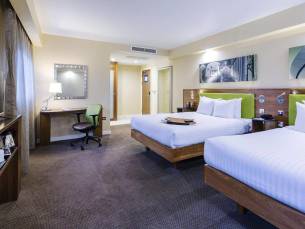 Hampton Inn John Lennon