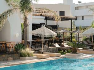 Kouros Home & Suites - adults only