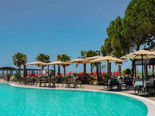 Supreme Hotel & Spa