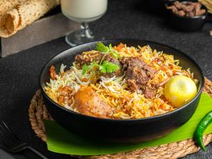 2-gangendiner of Indiase pokÃ©bowl + frisdrank naar keuze voor afhaal bij Indian Way