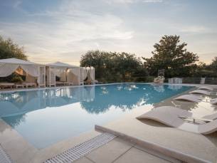 Nefeli Hotel