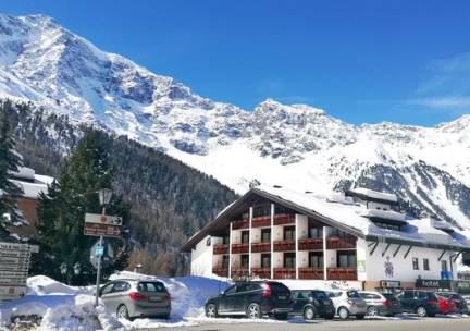 Hotel Alpina Mountain Resort
