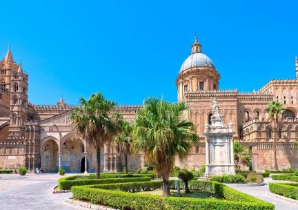 Zonnige Middellandse Zee cruise! ☀️ 8-daagse cruise vanaf Barcelona naar Spanje, Itali&euml; en Frankrijk! Incl. vlucht en o.b.v. volpension of all-inclusive