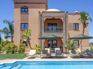 Hotel Al Karob Yoga Boutique