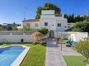 Villa Mamba, Villa El Ranchito By Seric