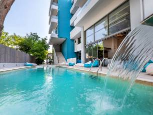 Triton Hotel