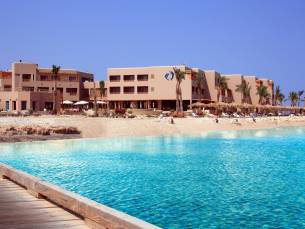 The Breakers Diving & Surfing Lodge