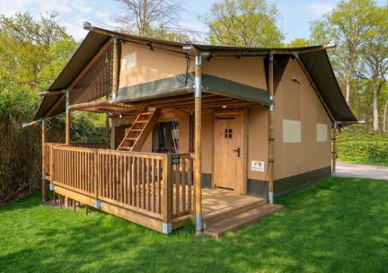 8-persoons Safaritent op vakantiepark de Rhederlaagse Meren