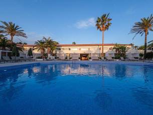 Oassium at Estival Park