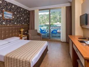 Hotel L'Etoile Beach