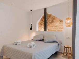Hulot Valencia